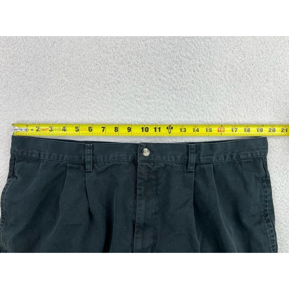 LL Bean Weekend Chino Shorts Mens 40 Black Pleated 8 Inseam Cotton V250